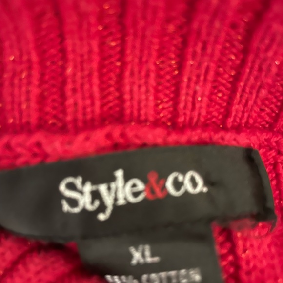 Red stylish long sweater - Picture 2 of 2